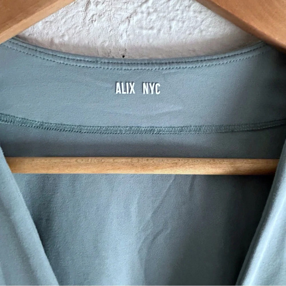 Alix NYC Jules Deep V-Neck Long Sleeve Bodysuit Blue Sz Medium - Picture 5 of 8